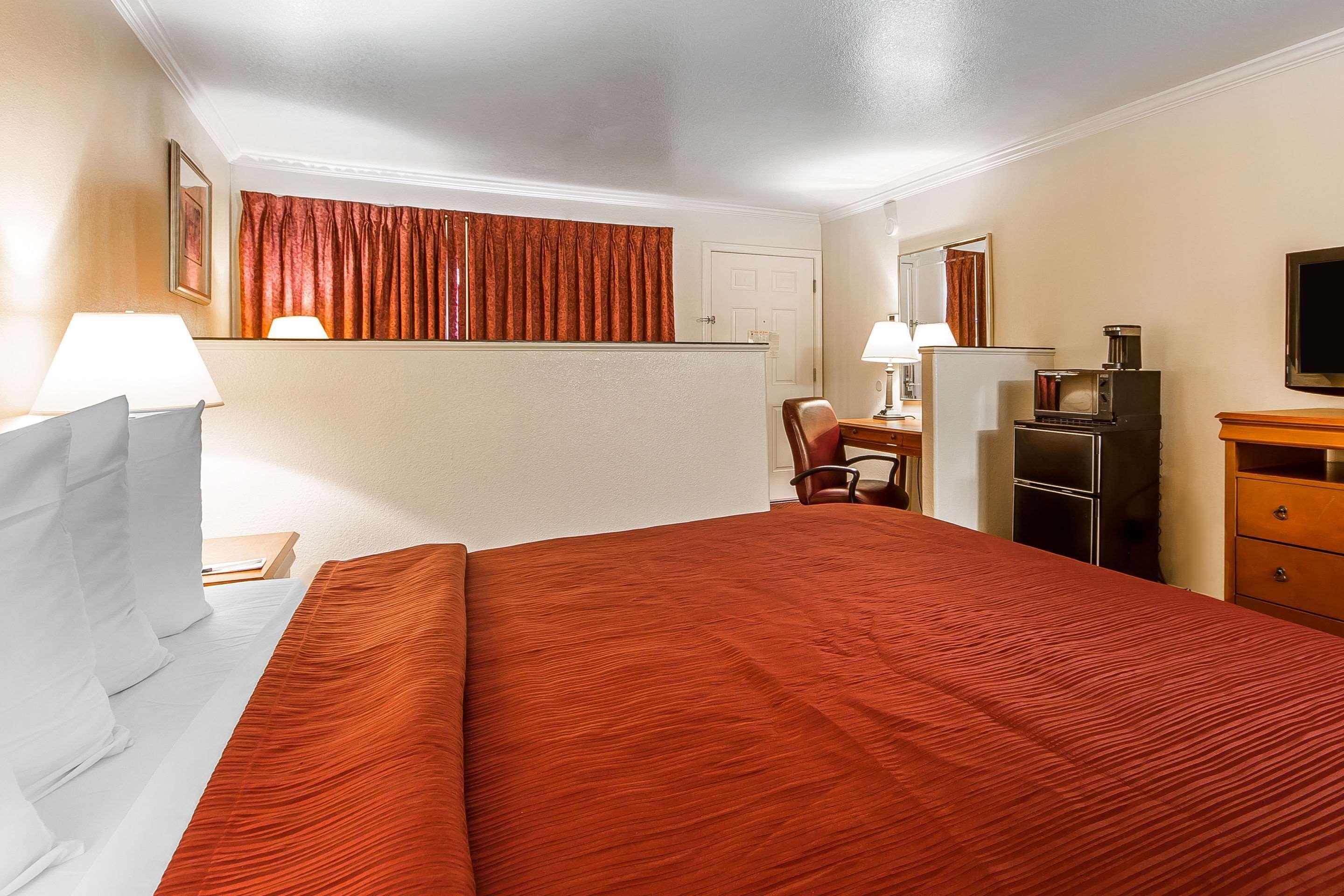 Hotel Quality & 2*